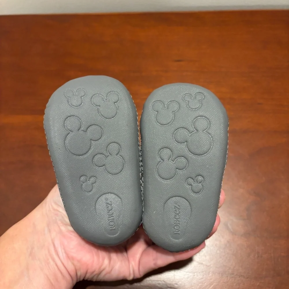 Disney Robeez Minnie Mouse Shoes Infant size 2
